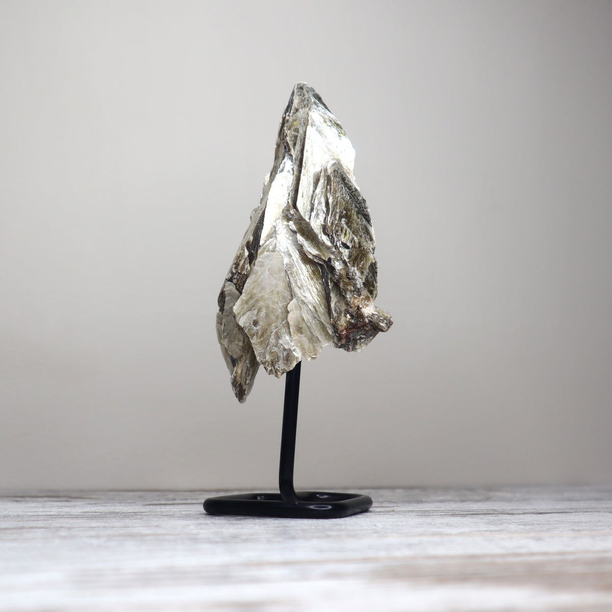 Gold Mica on Stand | Confidence, Radiance & Personal Power