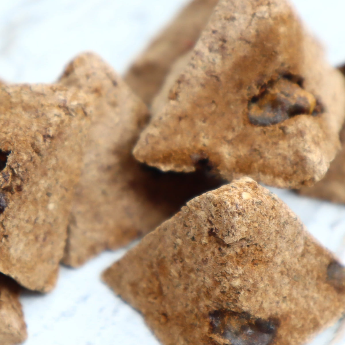 Sagrada Madre Energetic Pyramid | Olibanum + Cinnamon | Prosperity & Love