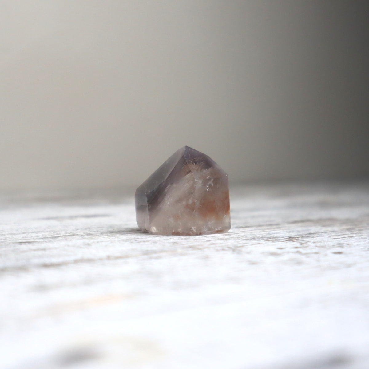 Lithium Quartz Mini Freeform | Emotional Comfort, Inner Calm & Gentle Strength