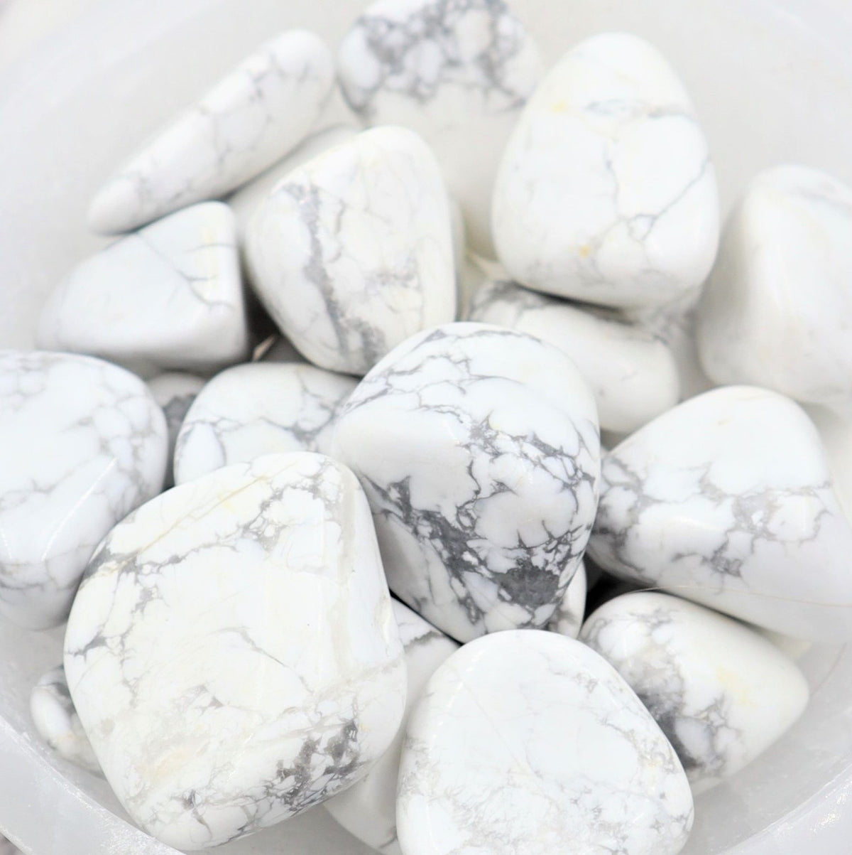 White Howlite Tumble | Calm, Peace & Mindful Stillness