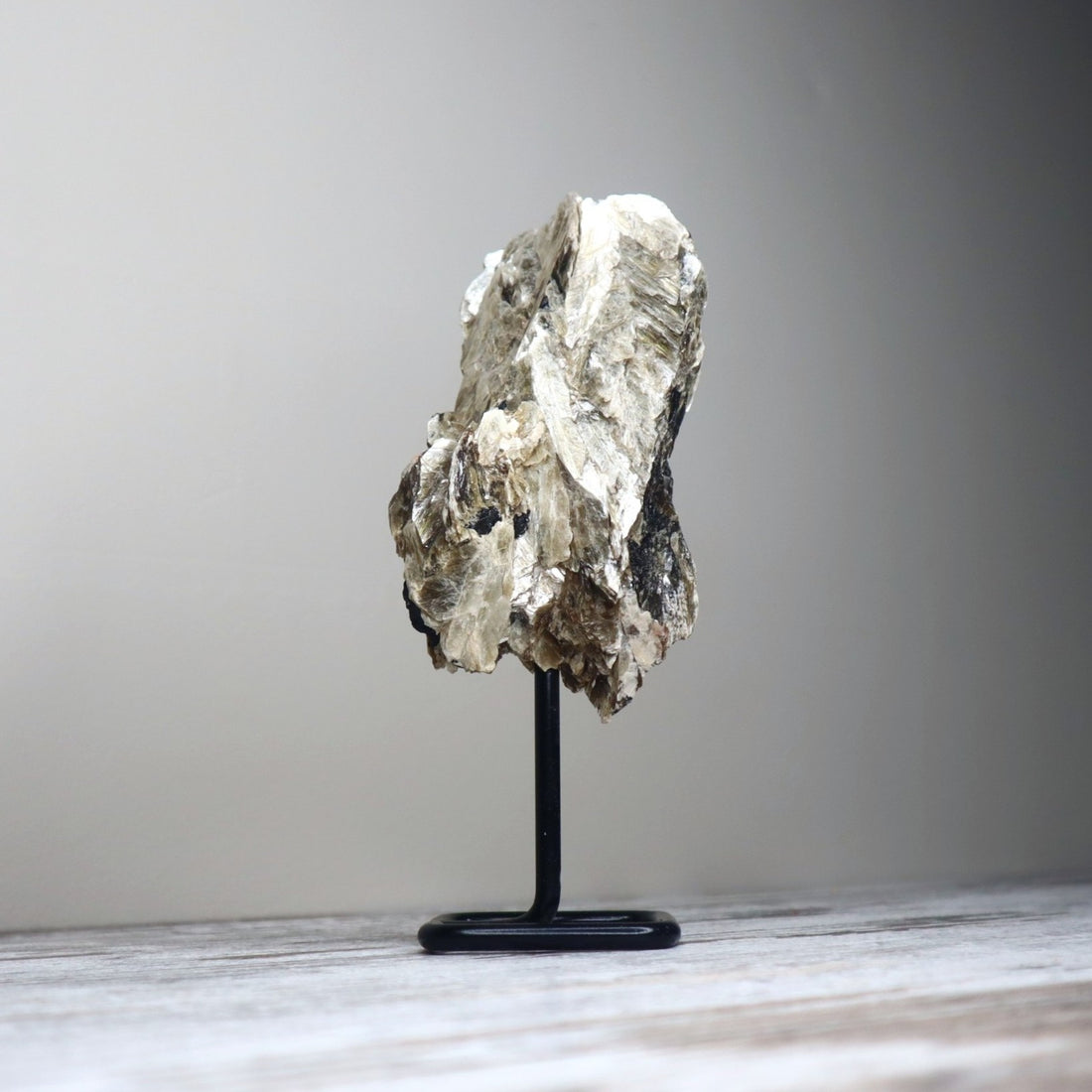 Gold Mica on Stand | Confidence, Radiance &amp; Personal Power
