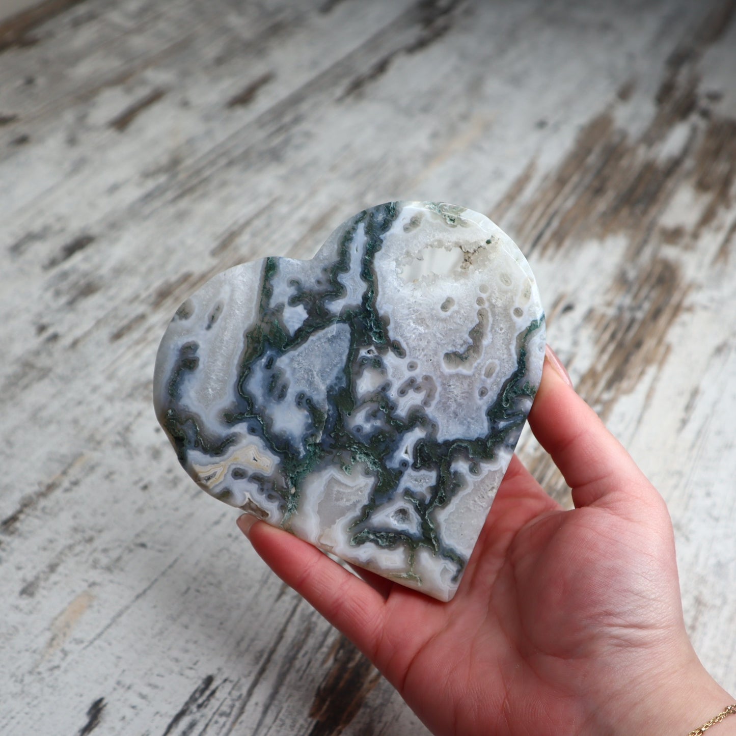 Moss Agate Heart Carving | Druzy Veins & Soft Moss Tones | Emotional Renewal