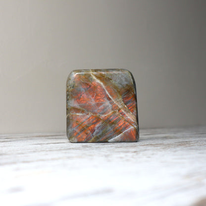 Labradorite Freeform | Transformation, Intuition & Protection