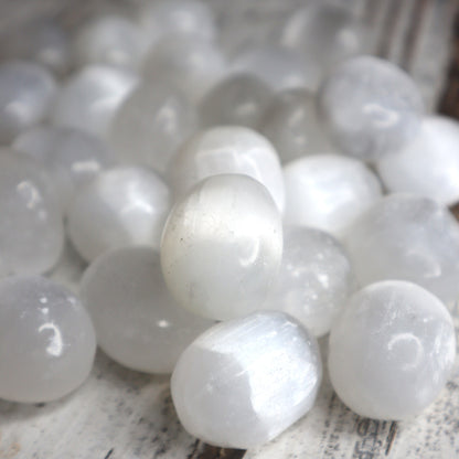 Selenite Tumble | Aura Cleansing, Clarity & Divine Protection