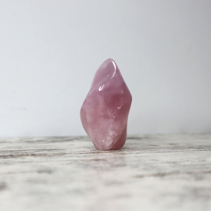 Rose Quartz Flame (Small)