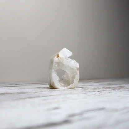 Druzy Agate Freeform | Clarity, Inner Light & New Beginnings