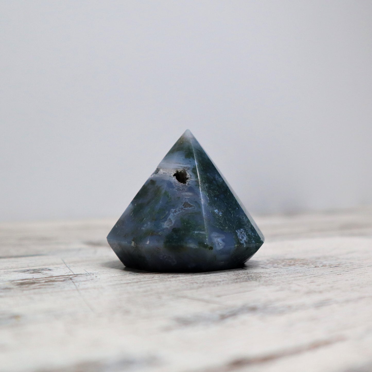 Moss Agate Diamond Carving