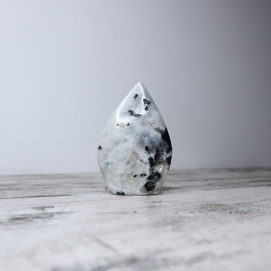 Rainbow Moonstone Teardrop | Intuition, Emotional Balance &amp; Divine Guidance