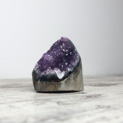 Amethyst Cave (261g)