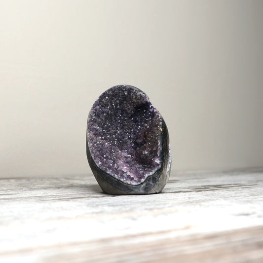 Amethyst Cave (335g)