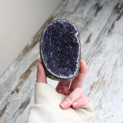 Amethyst Cave | Tranquillity, Spiritual Growth & Inner Wisdom