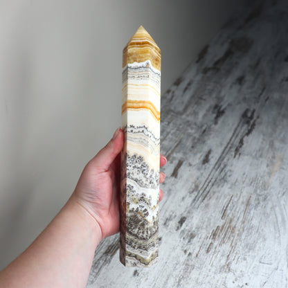 Banded Calcite Tower | Clarity, Flow & Grounded Alignment