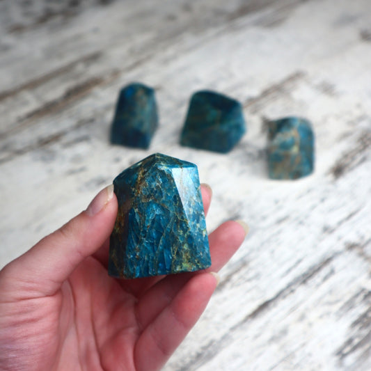 Blue Apatite Freeform | Clarity, Motivation & Inspired Action