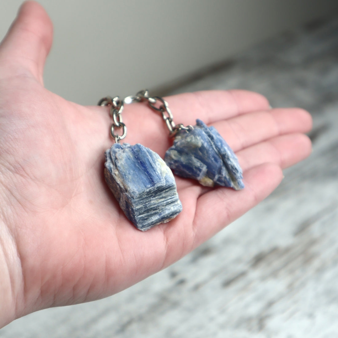 Blue Kyanite Keychain | Clarity, Communication &amp; Alignment