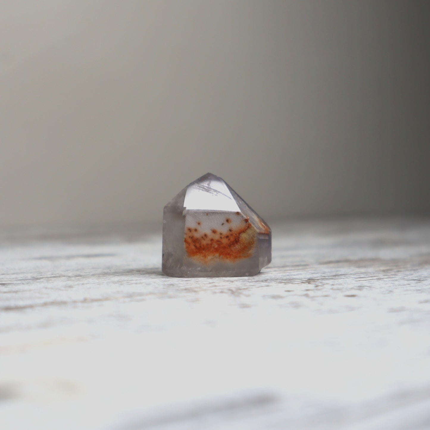 Lithium Quartz Mini Freeform | Emotional Comfort, Inner Calm & Gentle Strength