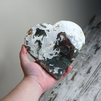 Moss Agate Heart | Grounding, Abundance &amp; Heartfelt Growth