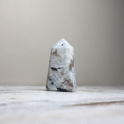 Rainbow Moonstone Freeform | Intuition, Divine Feminine & New Beginnings
