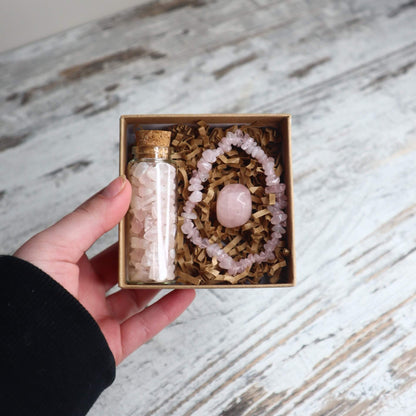 'Love Conquers All' Chip Gift Box | Rose Quartz