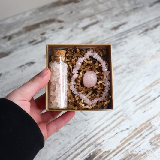 'Love Conquers All' Chip Gift Box | Rose Quartz