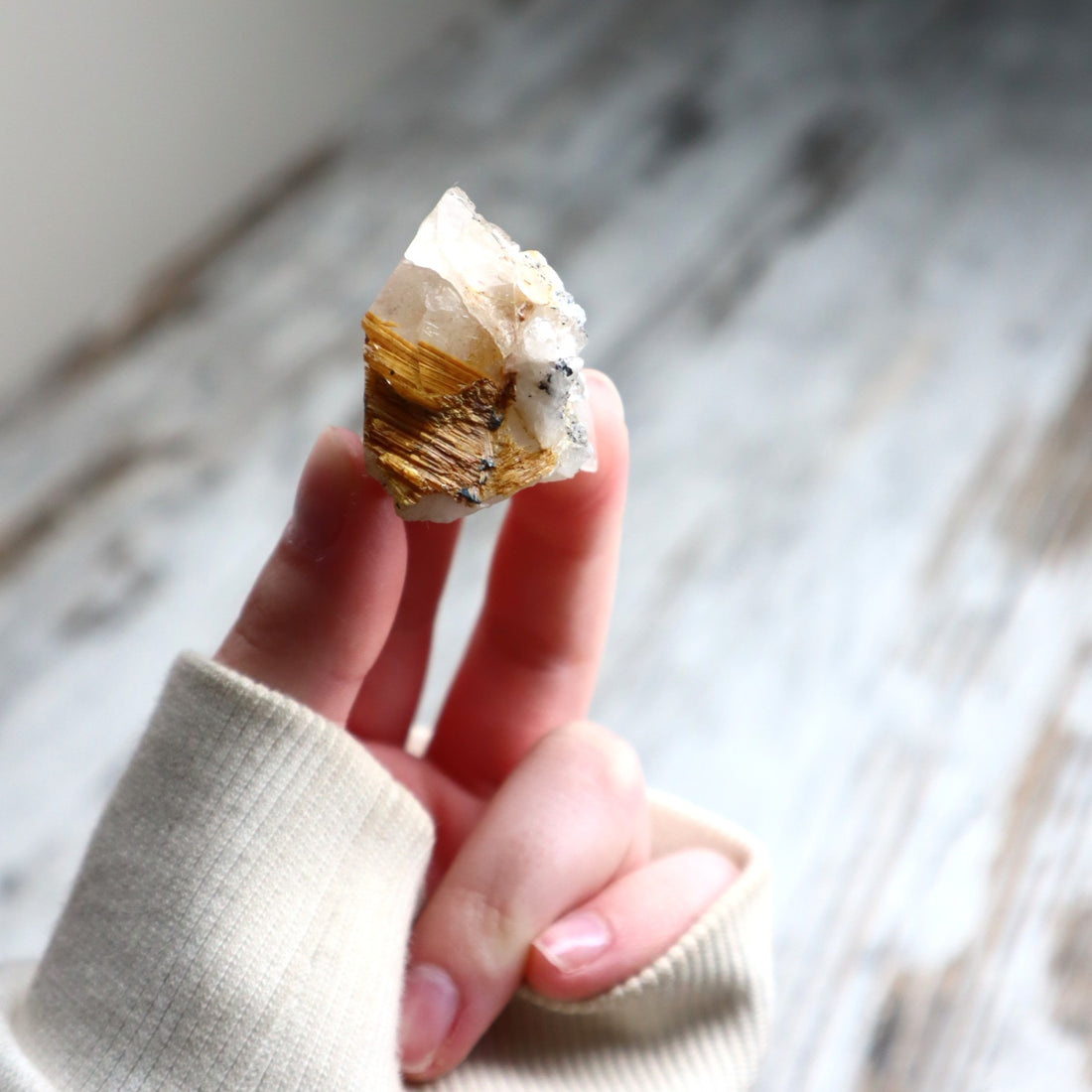 Golden Rutilated Quartz Raw | Abundance, Illumination &amp; Empowerment