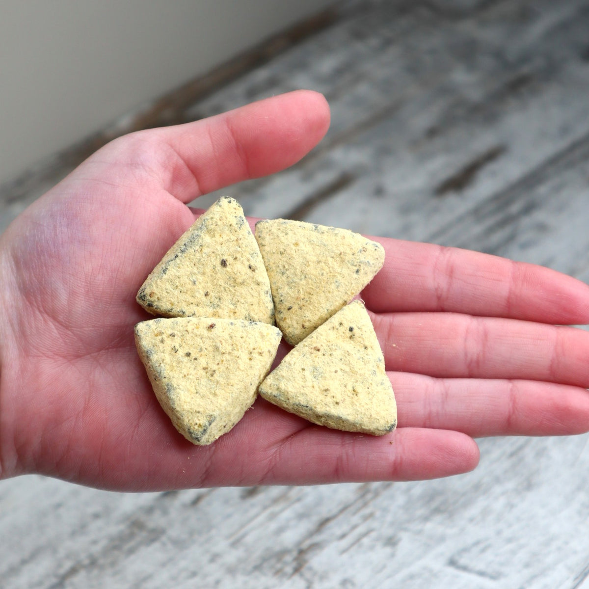 Sagrada Madre Sacred Geometry Incense Triangles | Frankincense + Amber | Purification, Happiness &amp; Peace