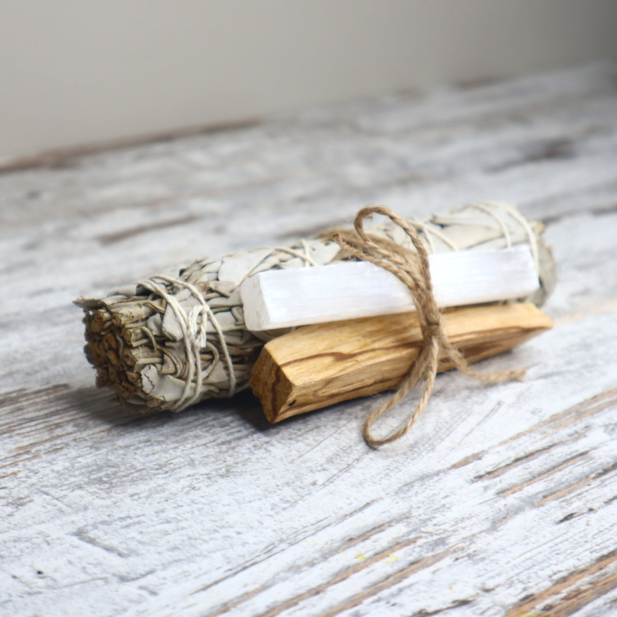 Cleansing Ritual Bundle | Sage, Palo Santo &amp; Selenite