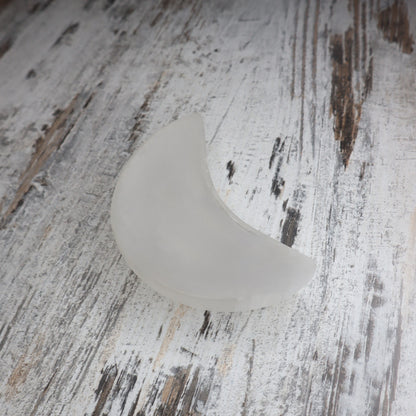 Selenite Moon Bowl | Cleansing Light & Lunar Energy