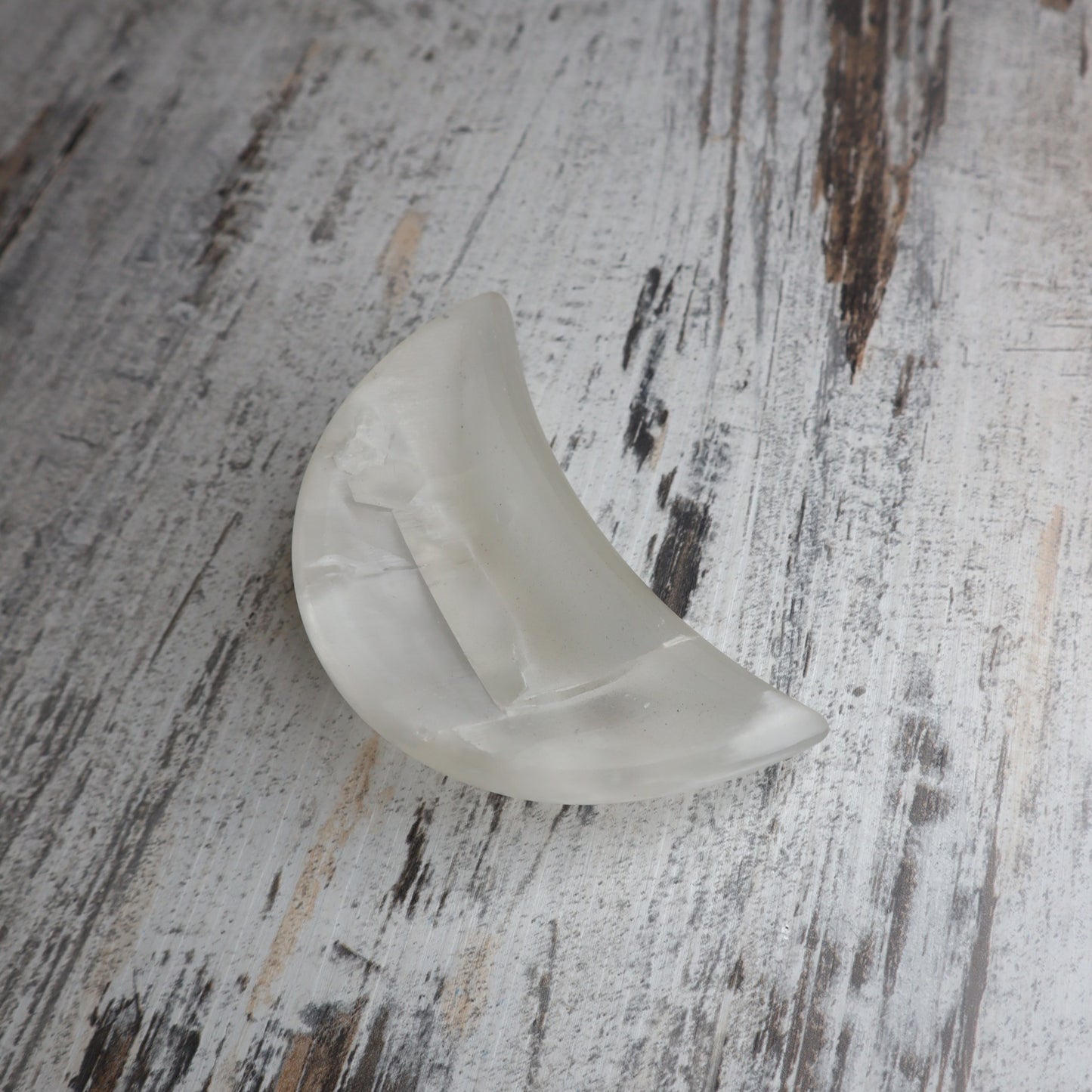 Selenite Moon Bowl | Cleansing Light & Lunar Energy